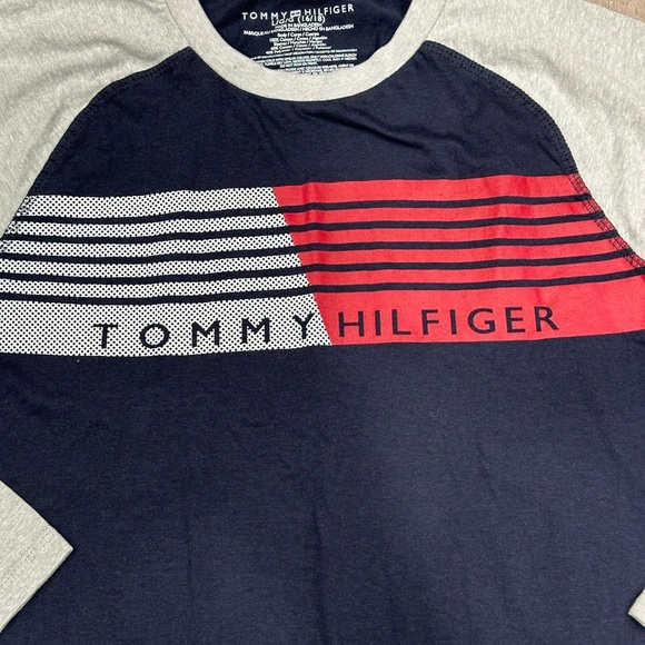 Tommy Hilfiger Brand Boys Kids Youth YL Large 16/18 Long Sleeve T-Shirt Blue New - Picture 5 of 9